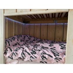 Steigerhout bed huis incl trap en LED verlichting stapelbed