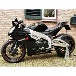 Erg nette en eerlijke Aprilia RSV4 2010