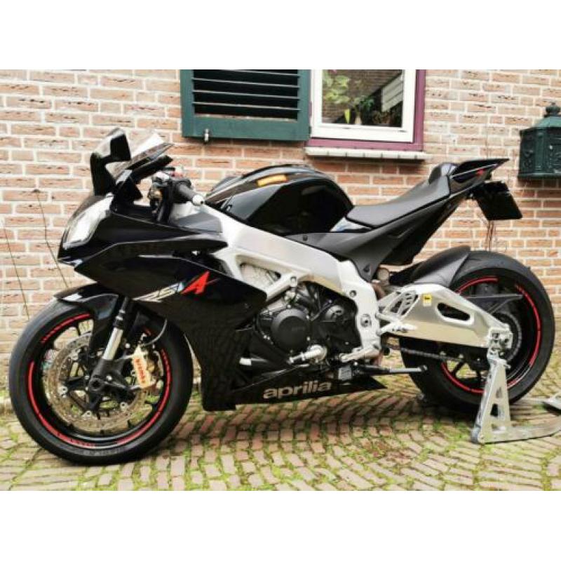 Erg nette en eerlijke Aprilia RSV4 2010