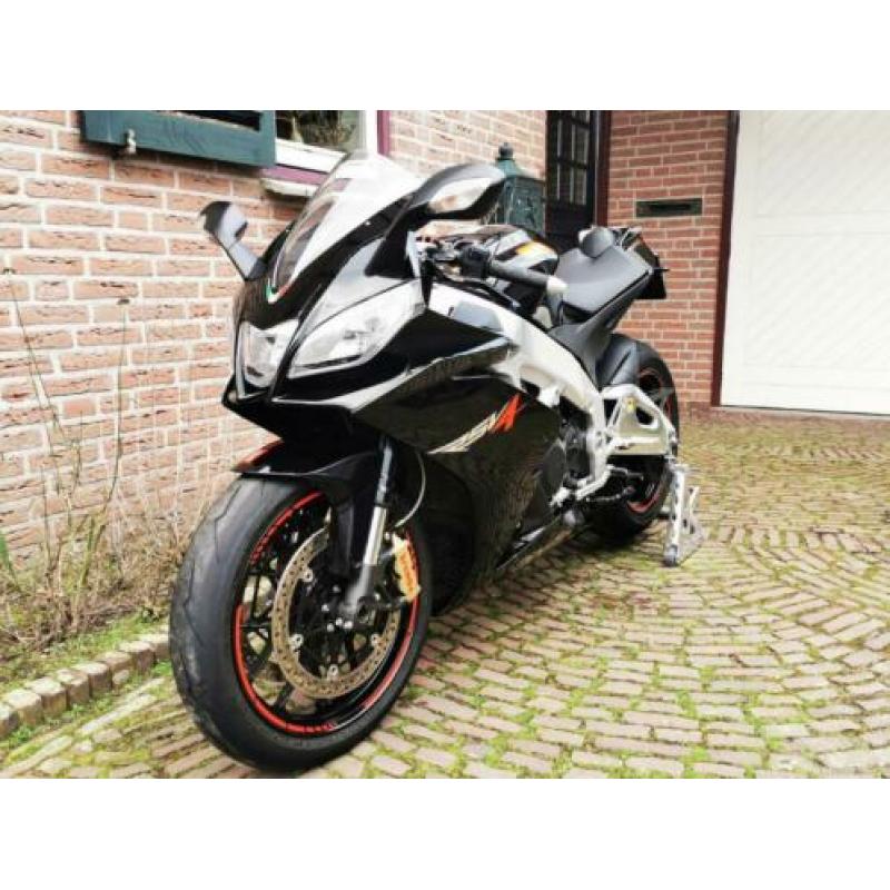 Erg nette en eerlijke Aprilia RSV4 2010