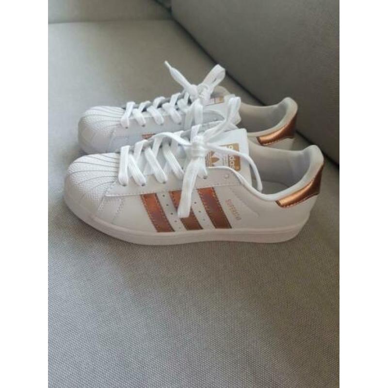 Adidas Superstar maat 38 Wit Metallic Rosé goud