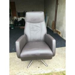 Prachtige fauteuil bruin/grijs (handbediening)