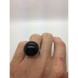 H452 Prachtige zilveren modernist ring met onyx