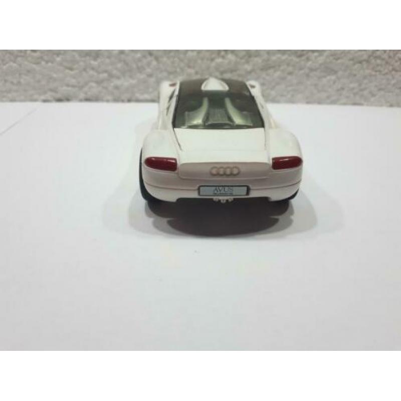 Modelauto 1:43 Revell Audi Avus Quattro Concept Model Wit