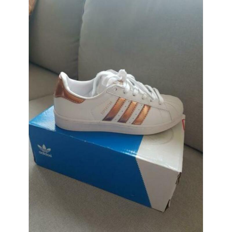 Adidas Superstar maat 38 Wit Metallic Rosé goud