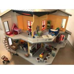 Playmobil modern woonhuis inclusief inrichting en meer