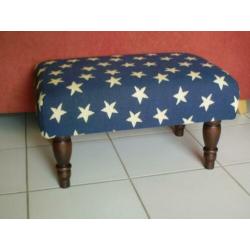 Footstool 37x45cm - goudgeel/stars - zwart 550 - NIEUW !!