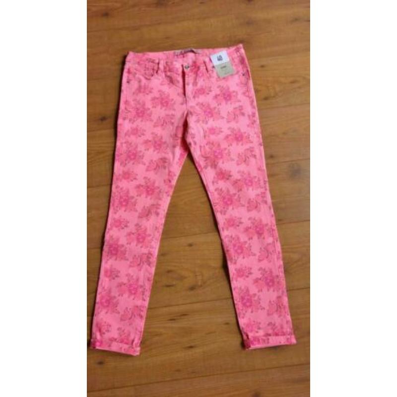 LEUKE/TRENDY roze/oranje stretch skinny met bloemprint mt.40