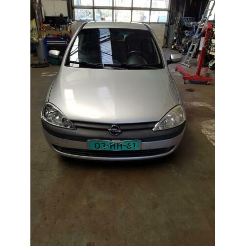 Opel Corsa 1.2 16V 5D 2002 Grijs