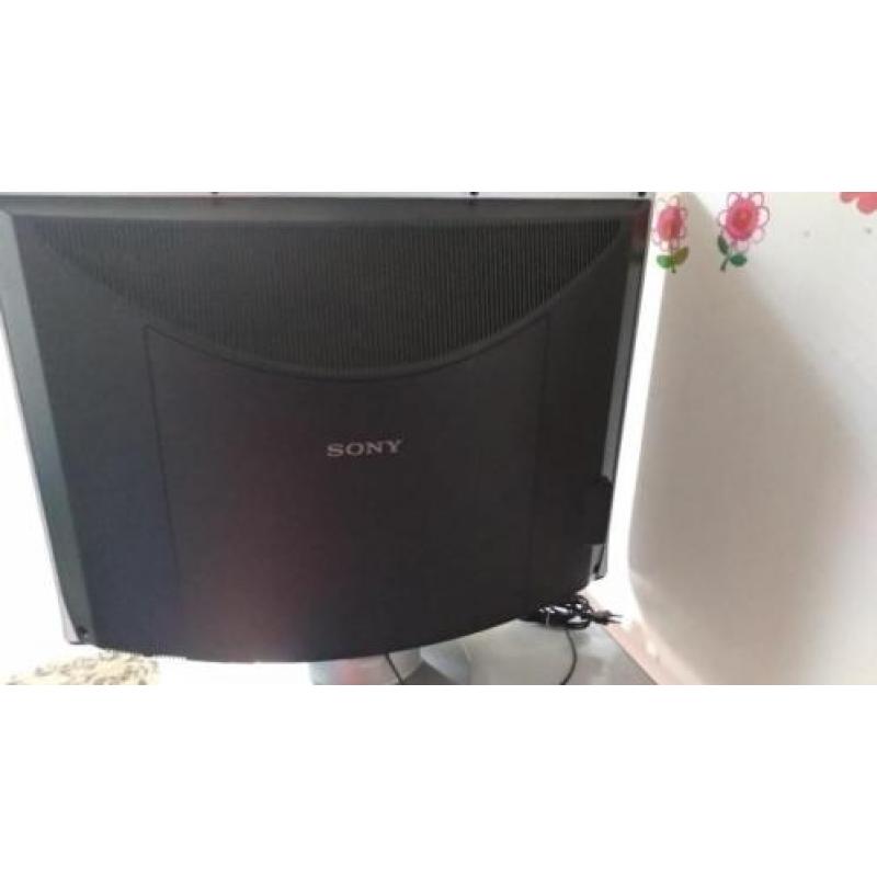 Sony Wega 32 Inches TV