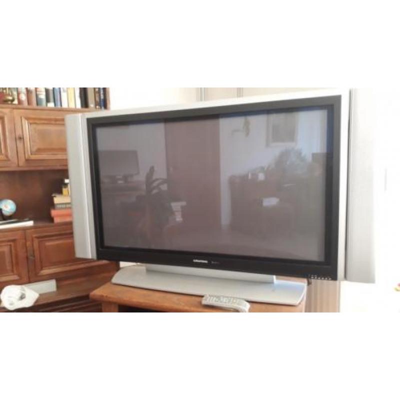 Grundig Xephia TV 110 cm