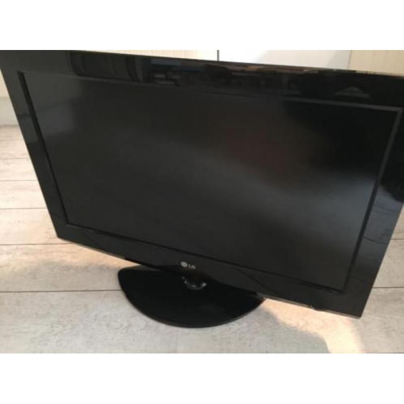 2x Lcd tv Philips, LG 32inch