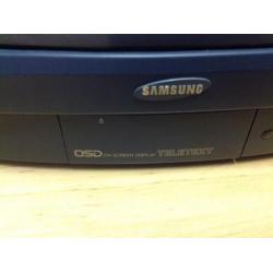 Samsung tv 33cm met afstandsbediening en teletekst