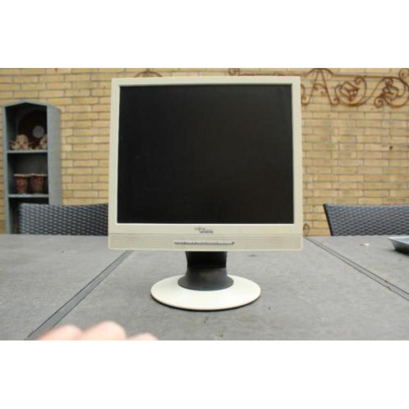 LCD Monitor