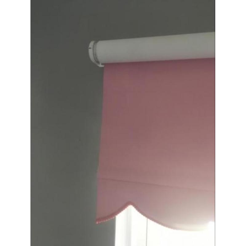 Rolgordijn 300 cm breed donker roze en 293,5 cm licht roze