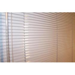 Luxaflex Raffinette (smal) 16 mm wit 68 x 125 cm (links)