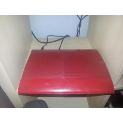 Red ps3 slim 500 + 2 controllers + 6 games