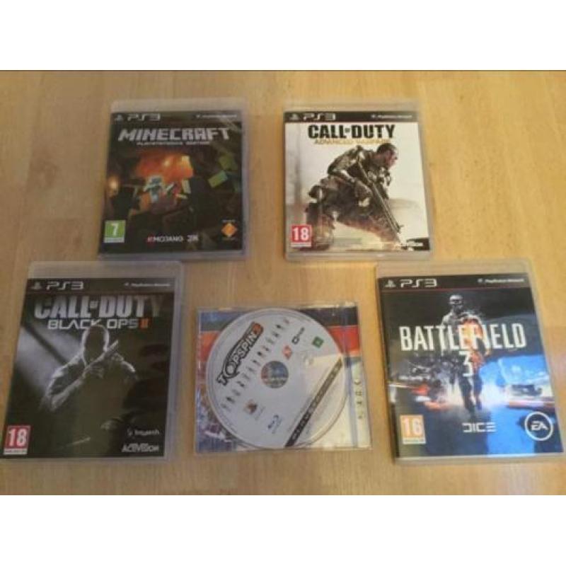 Playstation 3 + 2 Controllers, Kabels en 9 Spellen