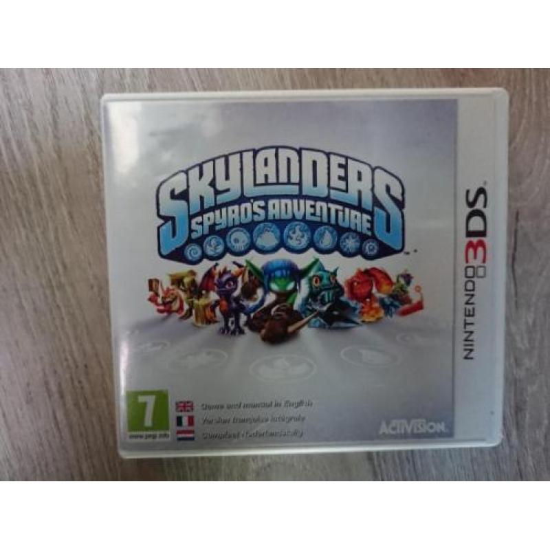 Skylanders spyro's adventure met portaal (3ds)