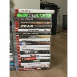 Playstation 3 ultra slim, 2ctrl en extra games