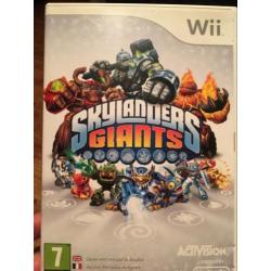 Wii Skylanders giants