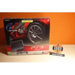 Playstation 3 320GB || Gran Turismo pack + 2 controllers