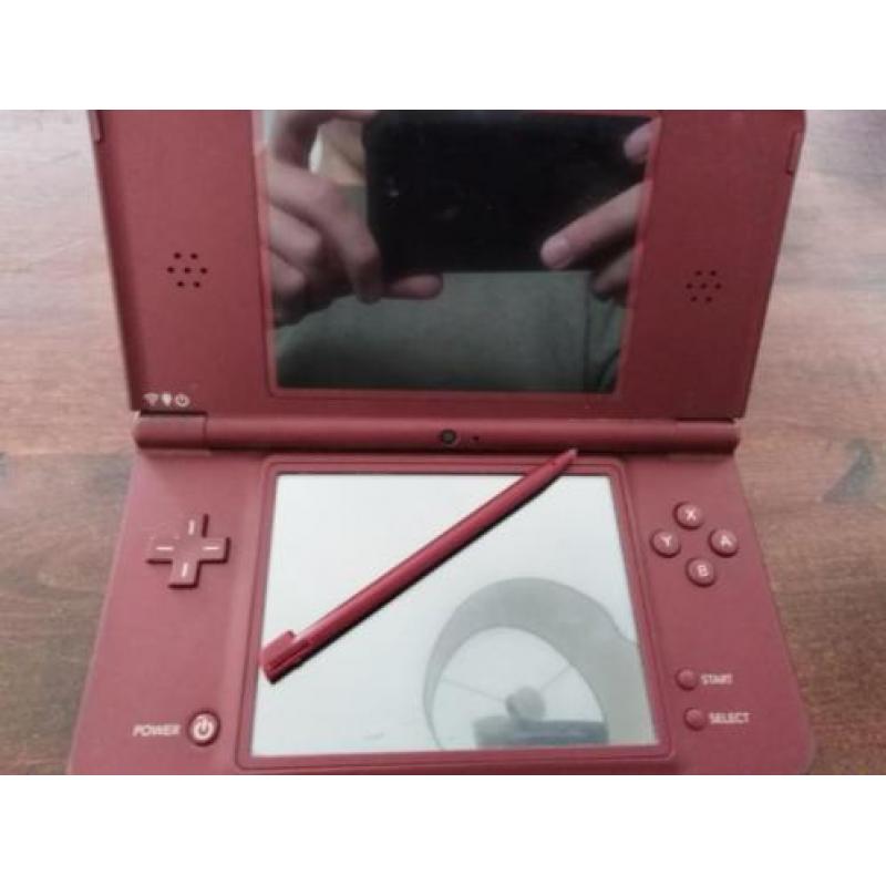 Dsi xl met accessoires en games!