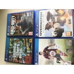 Playstation 4 wit 500GB + Nieuwe controller + 4 Spellen GTA