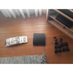 Ps3 met 4 controllers en diverse spellen