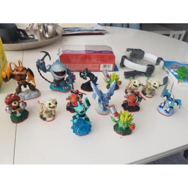 Skylanders trap team