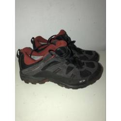 Salomon wandelschoenen maat 42/43